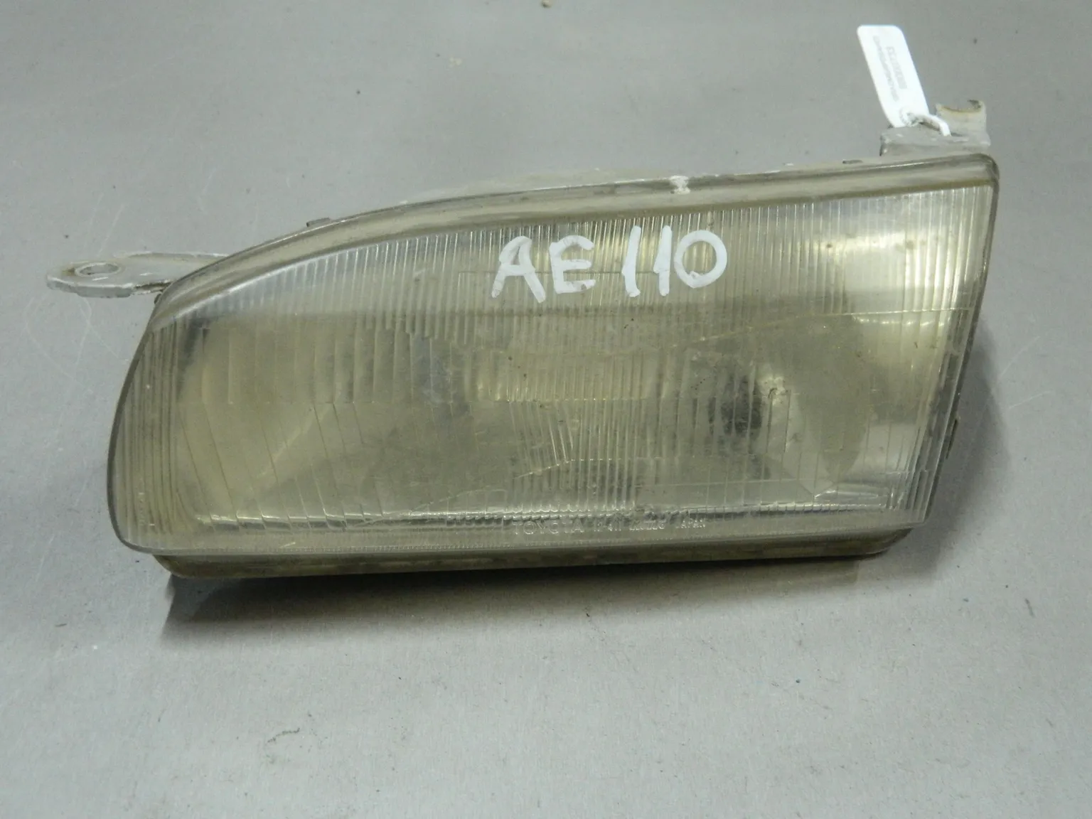 Фара TOYOTA COROLLA AE110 Перед Лев 12411 (Контрактный) 68000733