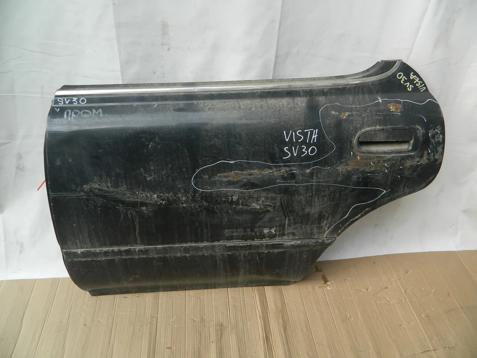 Дверь TOYOTA VISTA SV30 Зад Лев (Контрактный) 65243031
