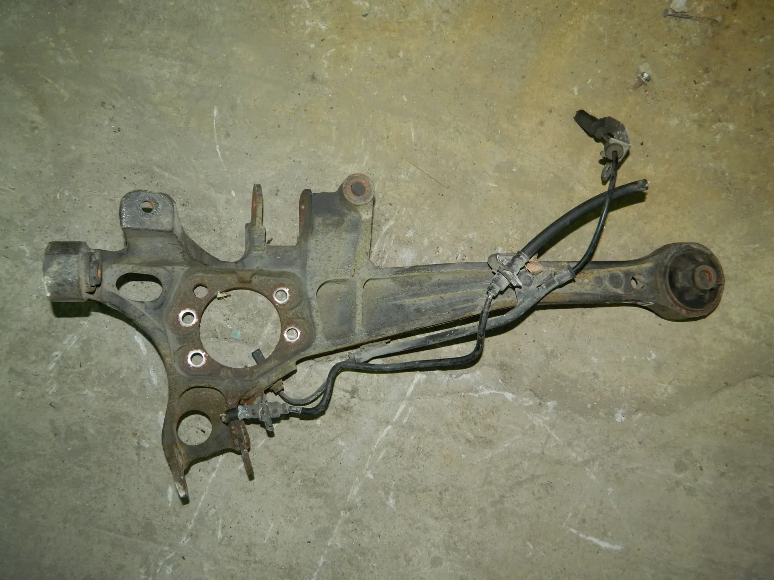 Кулак SUBARU LEGACY BH5 Зад Прав (Контрактный) 79586808