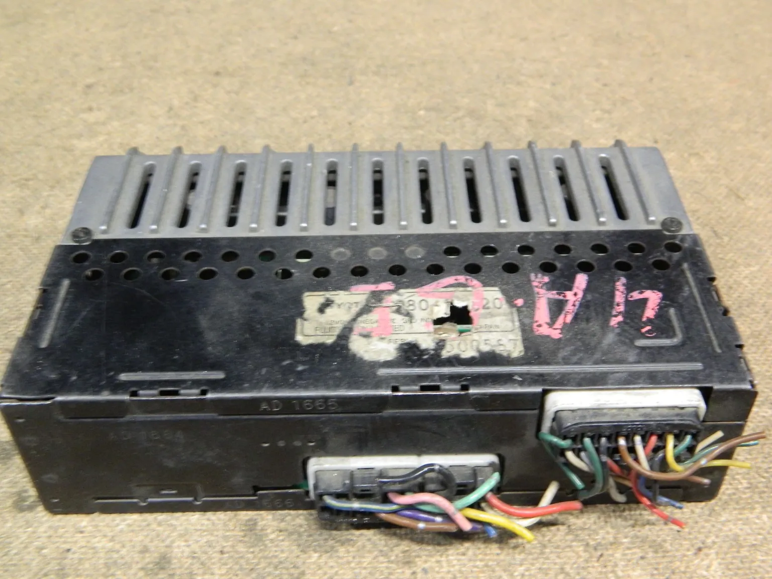 Усилитель акустической системы TOYOTA PREVIA ACR30 (Контрактный) 79590779 8628028050