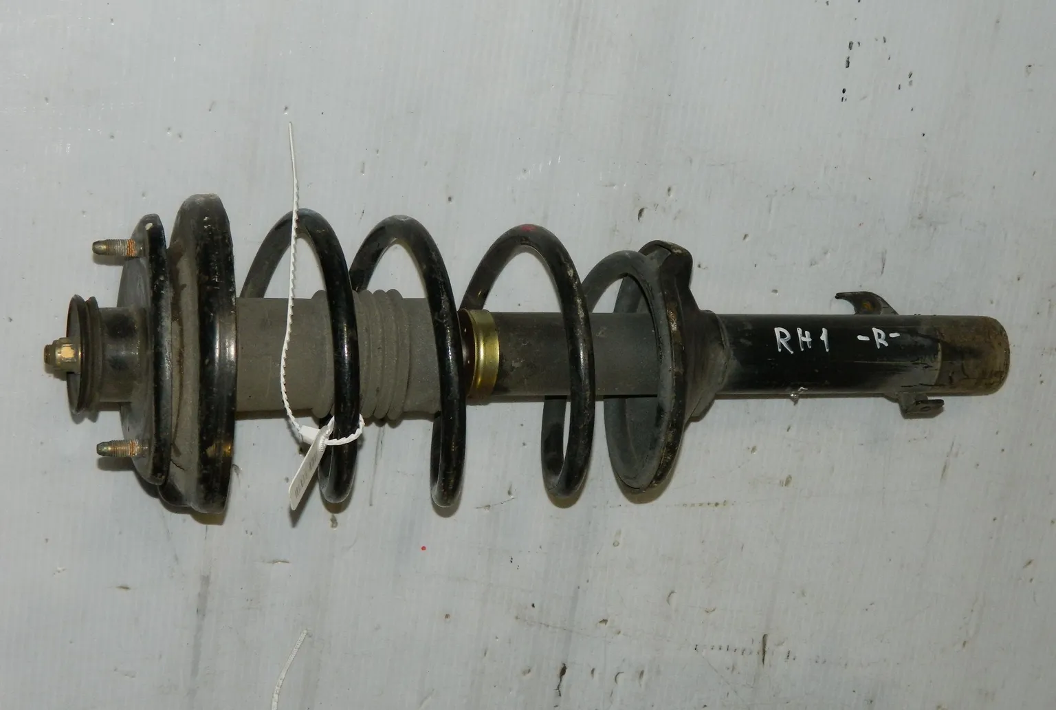 Стойка подвески HONDA S-MX RH1 Перед Прав (Контрактный) 45976708