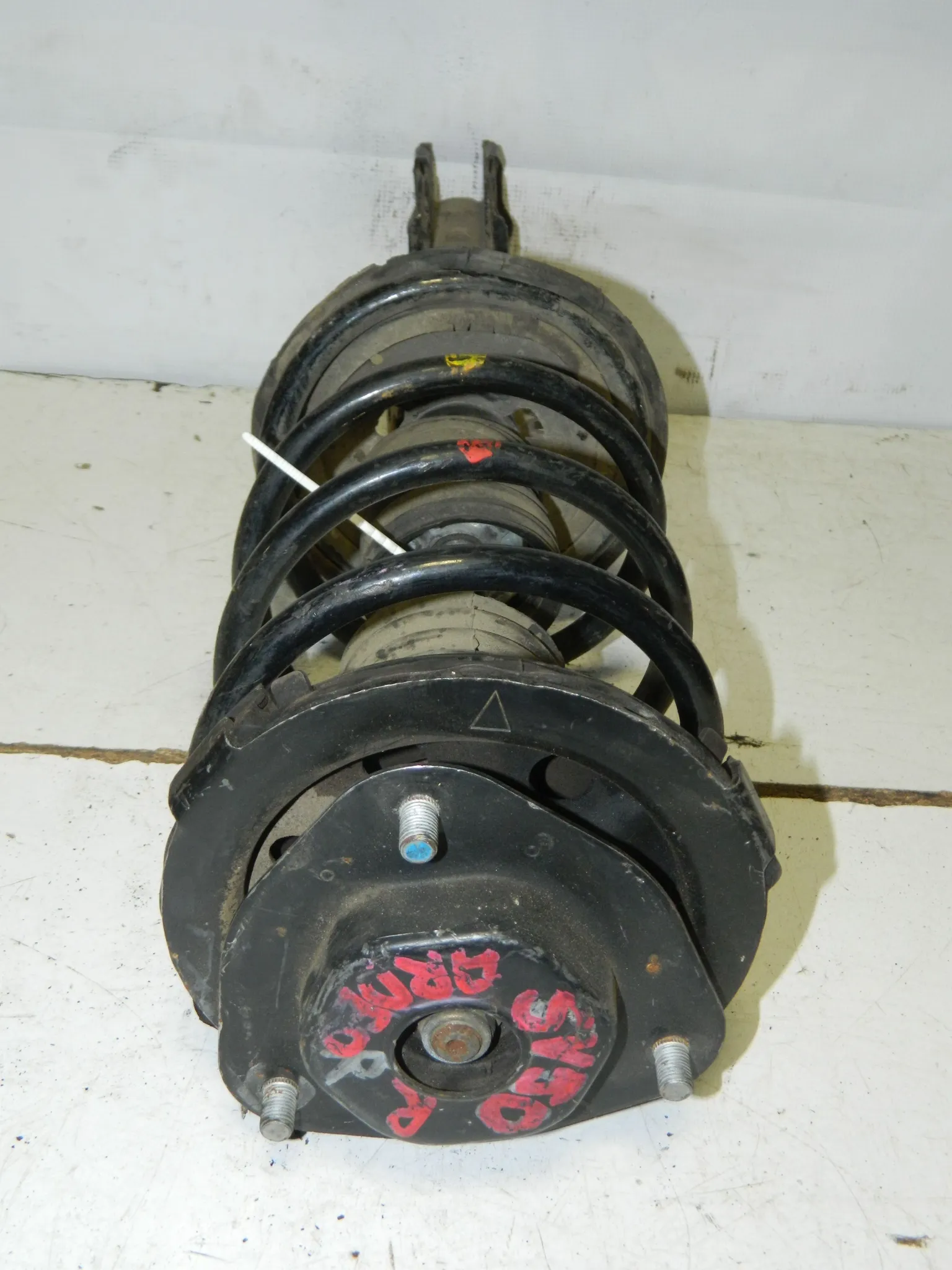 Стойка подвески TOYOTA VISTA SV50 Перед Прав (Контрактный) 45989058 4851080171