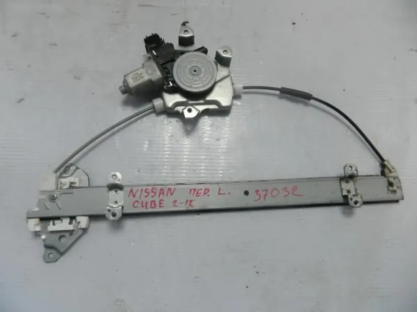 Стеклоподъемник NISSAN CUBE Z12 HR15 левый передний (Б/У)
