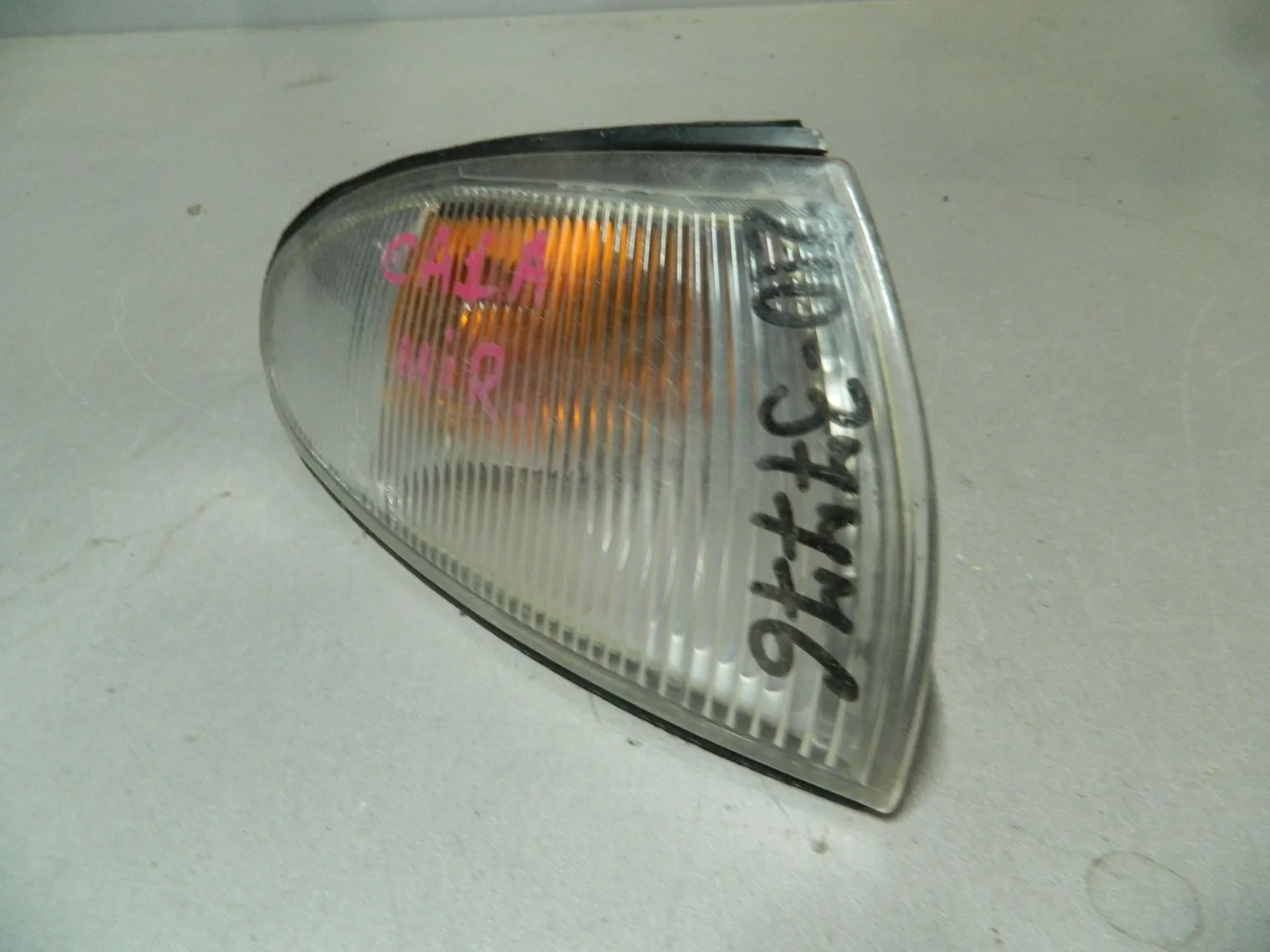 Габарит MITSUBISHI LANCER CA1A Перед Прав (Контрактный) 79768264