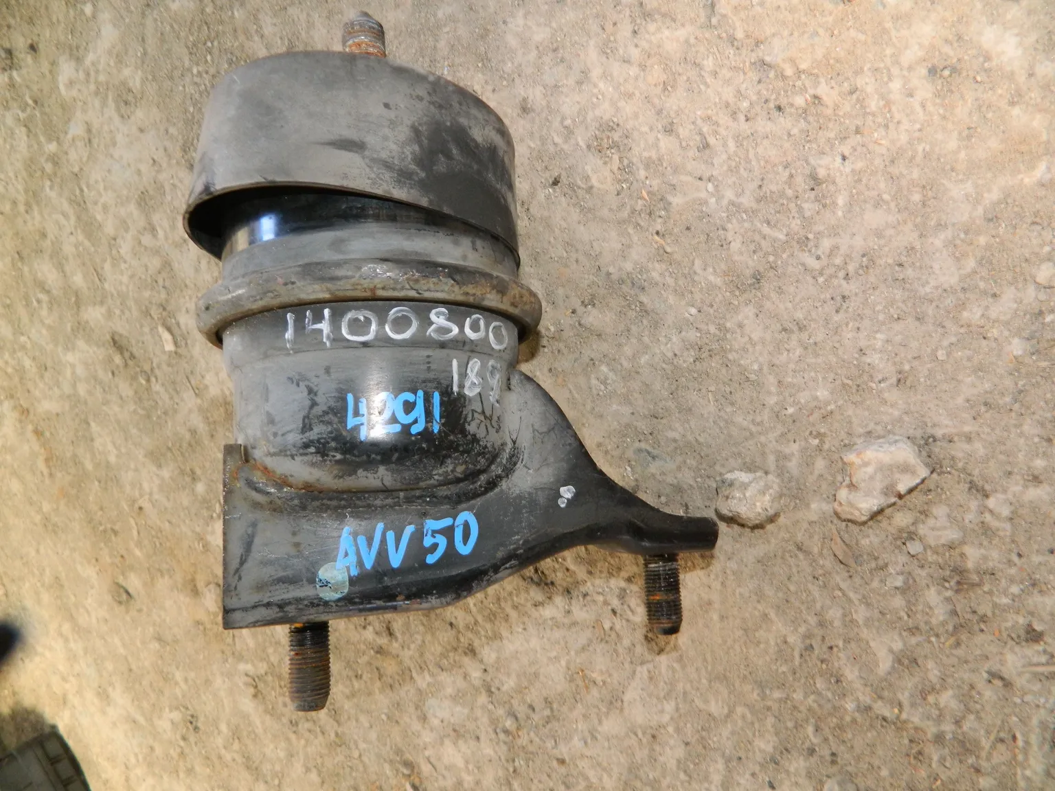 Подушка двигателя TOYOTA CAMRY AVV50 (Контрактный) 1400800189