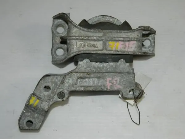 Подушка двигателя NISSAN JUKE YF15 HR15DE Перед Прав (Контрактный)