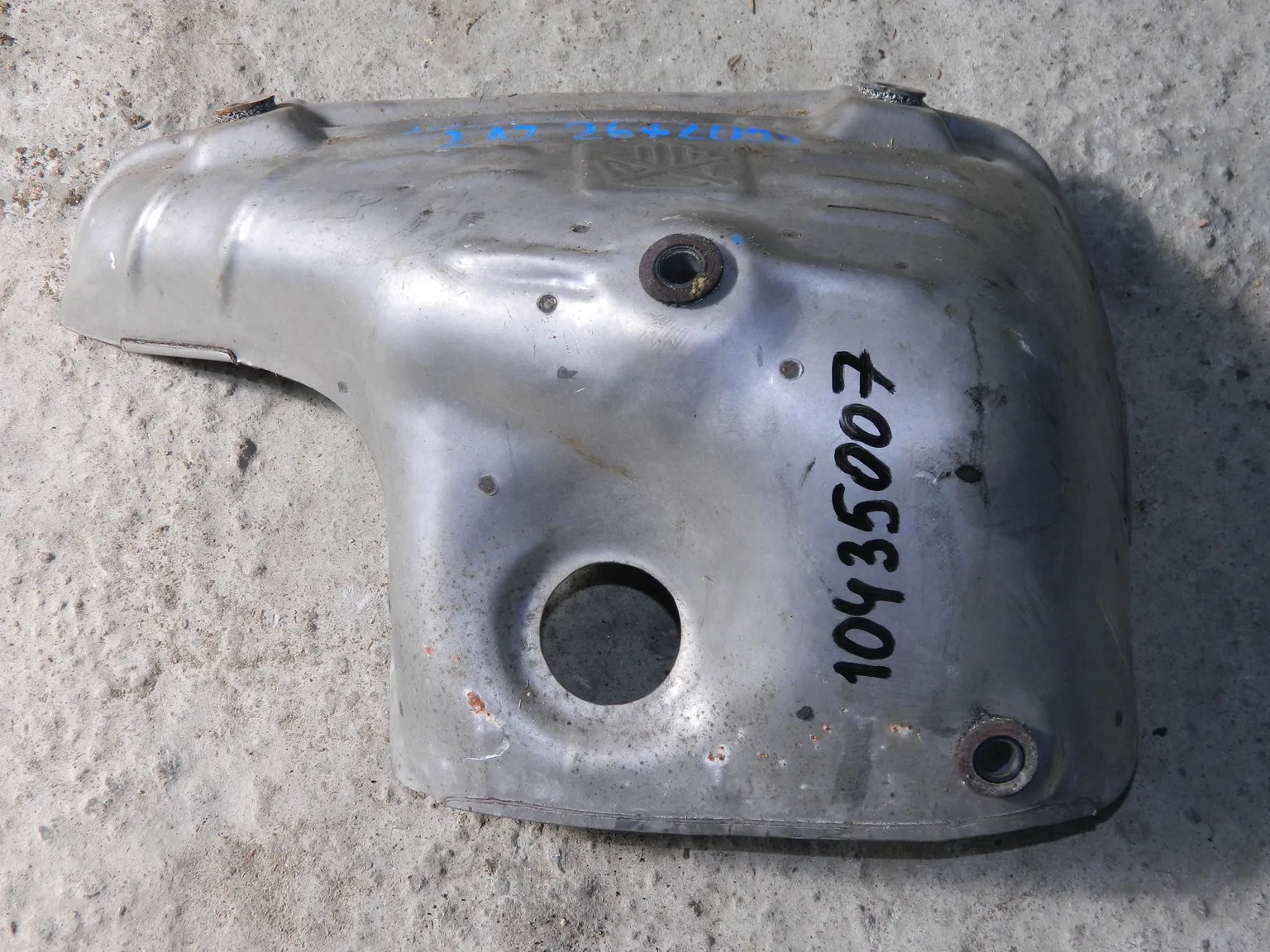 Защита выпускного коллектора TOYOTA 2AZFSE (Контрактный) 10435007