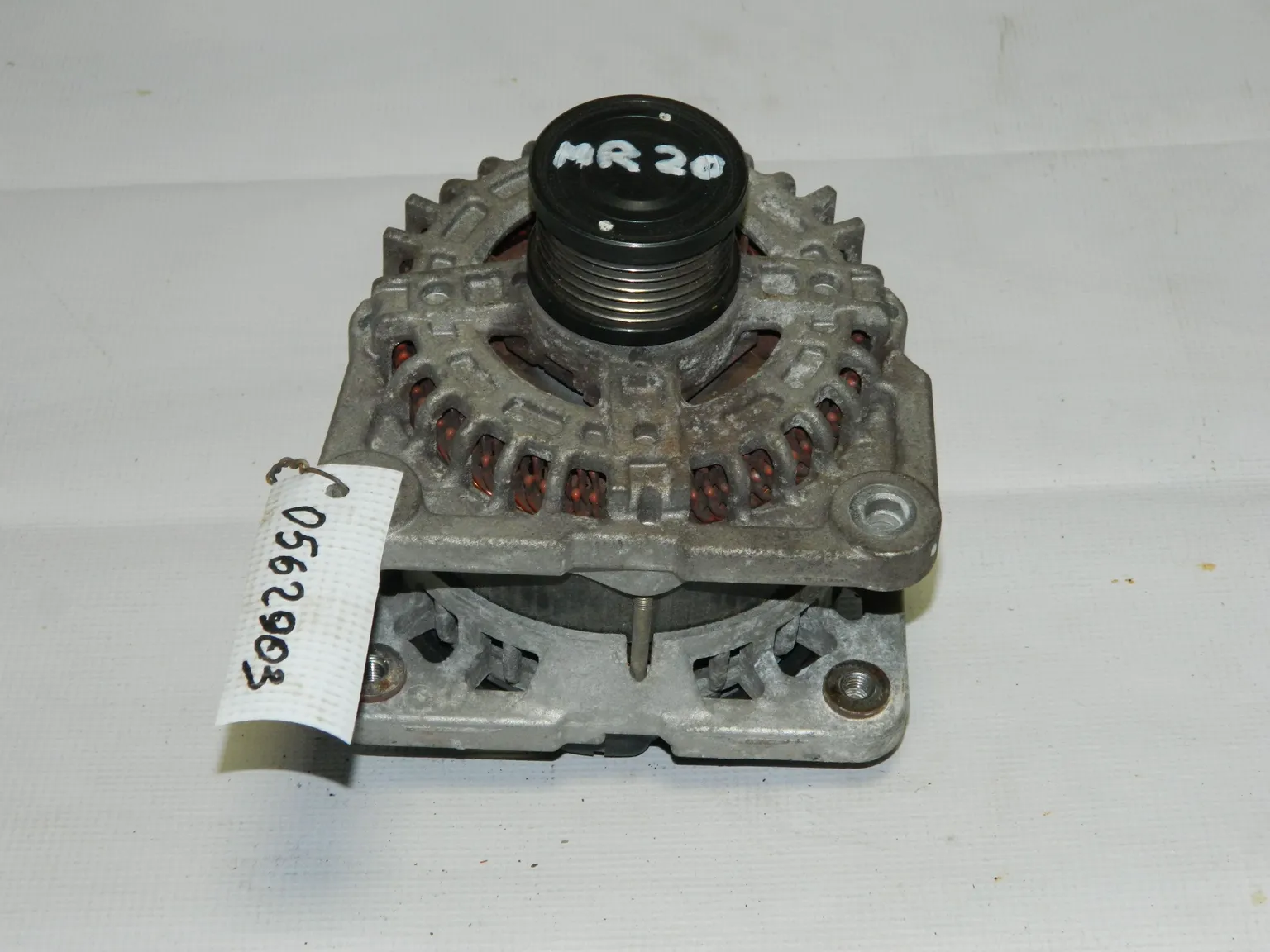 Генератор NISSAN SERENA C25 MR20DE (Контрактный)