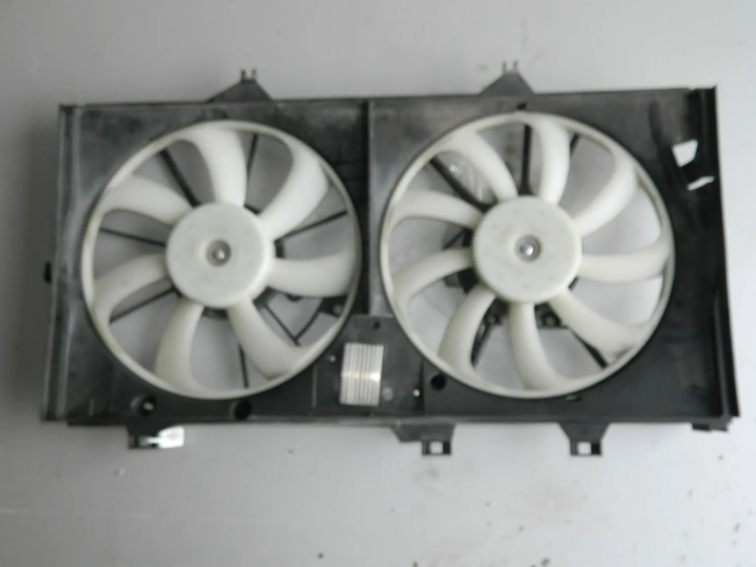 Диффузор радиатора TOYOTA CAMRY AVV50 2ARFXE (Контрактный) 45993419