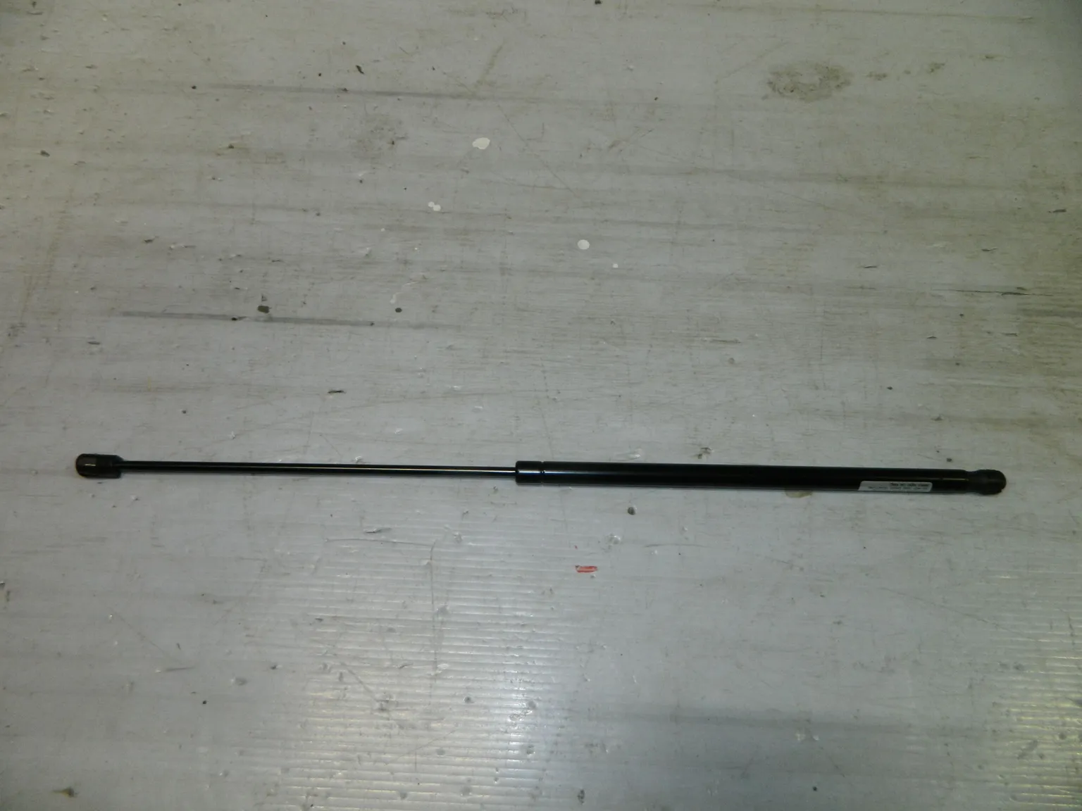 Амортизатор капота TYG TY056231AR TOYOTA Camry