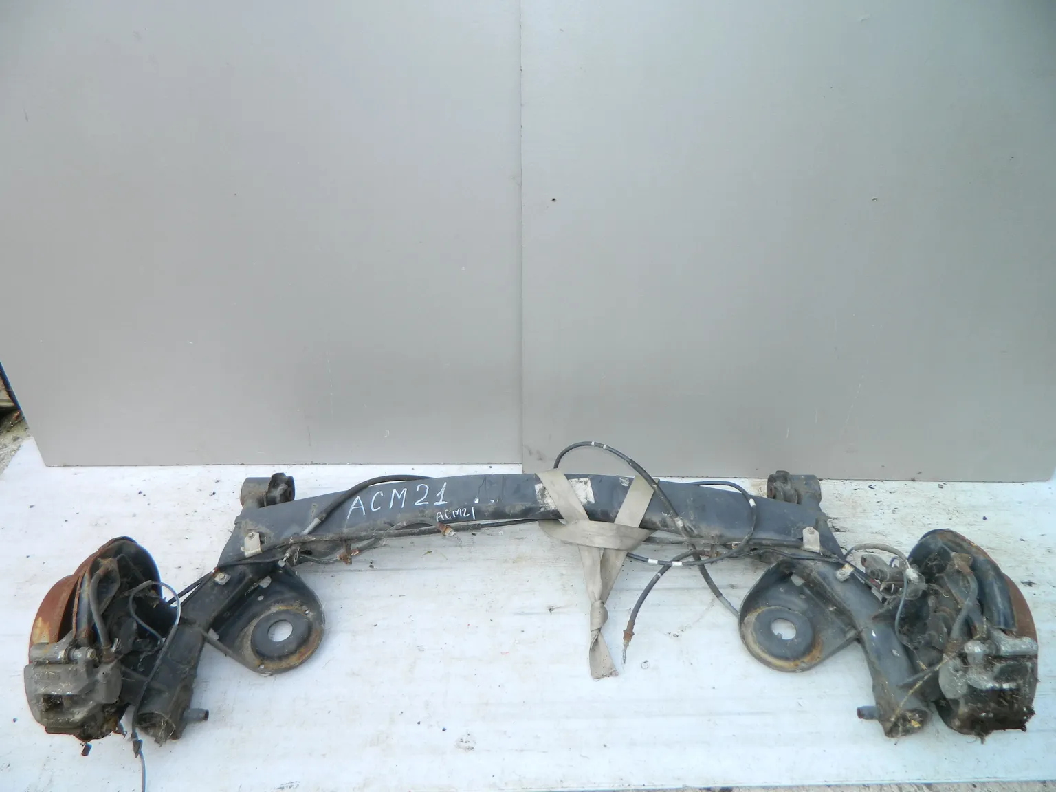 Балка подвески TOYOTA IPSUM ACM21 Зад (Контрактный) 40951574