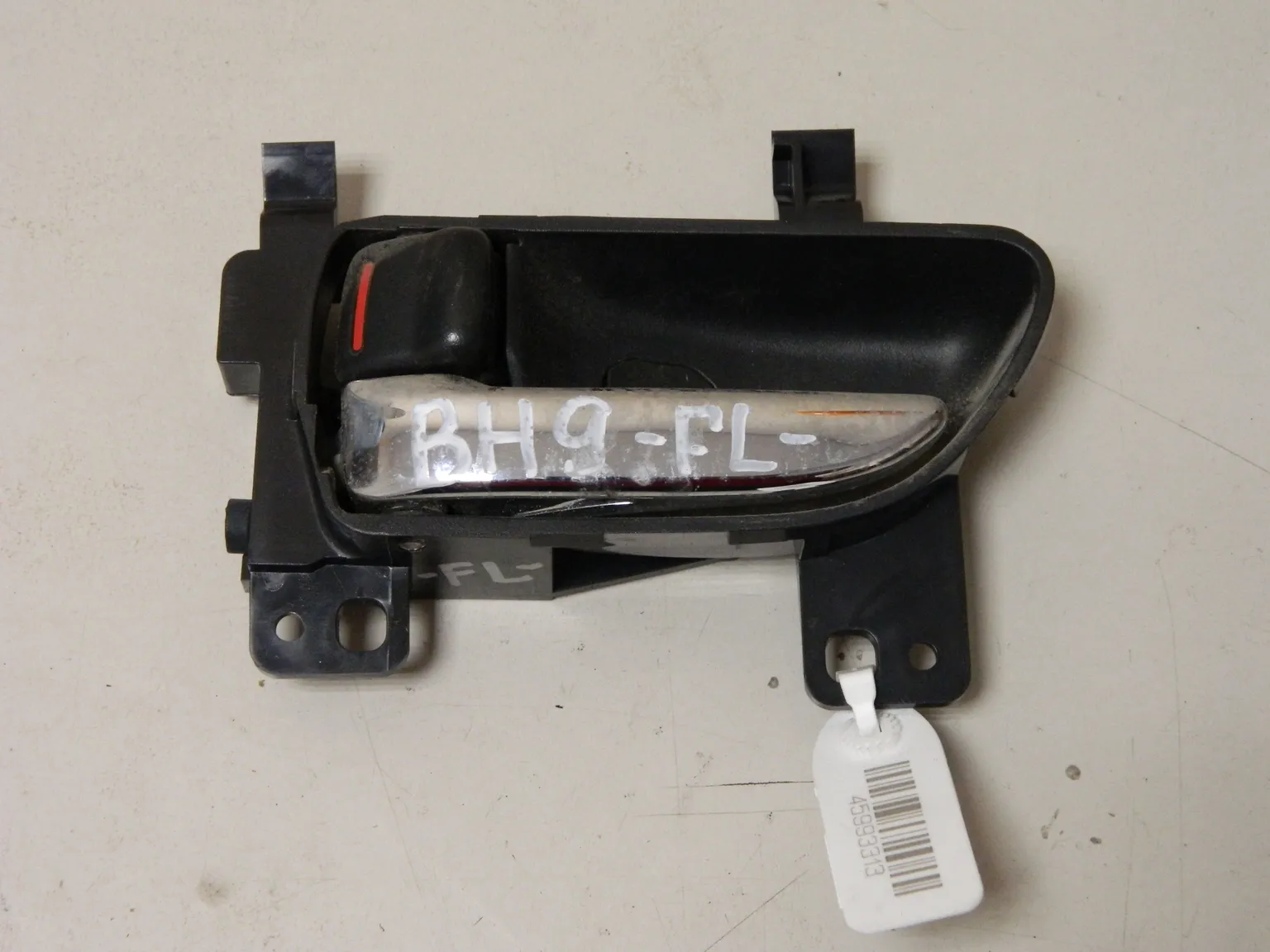 Ручка двери внутренняя SUBARU LEGACY BM9 Перед Лев (Контрактный)