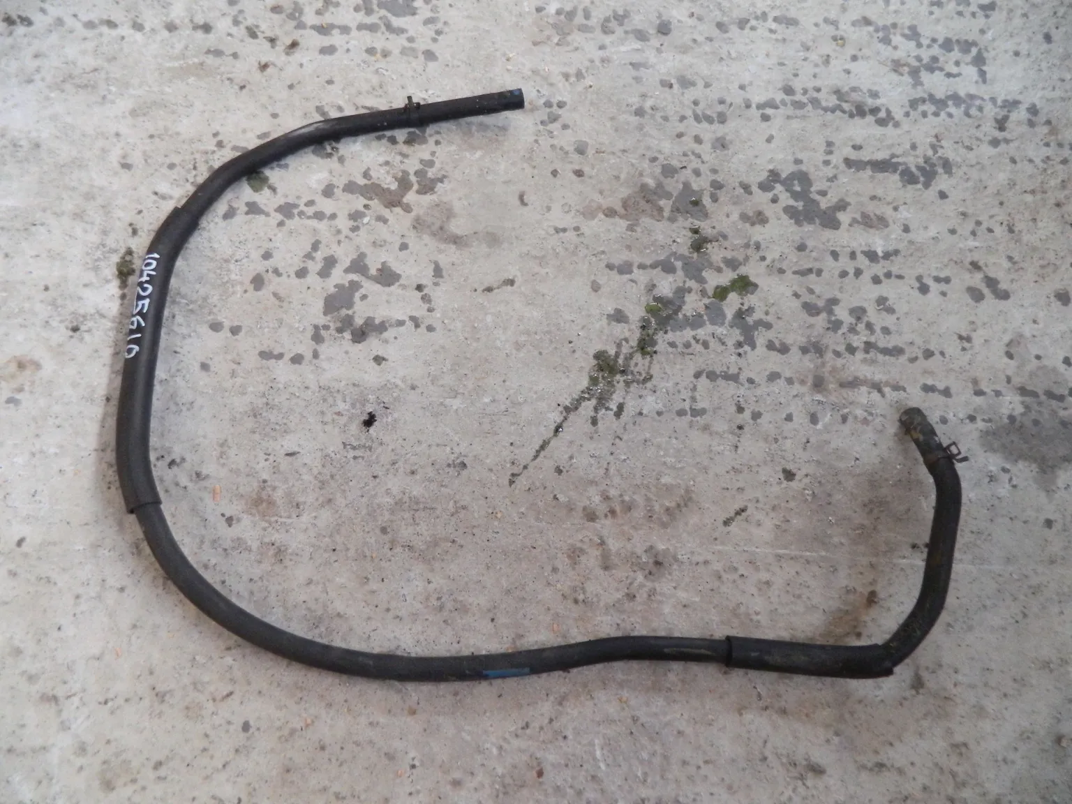 Трубка системы охлаждения MAZDA 3 BL LFDE (Контрактный) 10425610