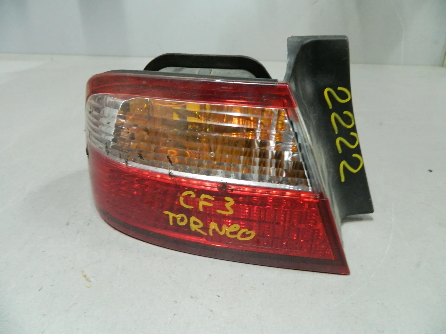 Фонарь HONDA TORNEO CF4 Зад Лев 2222 (Контрактный) 64492334