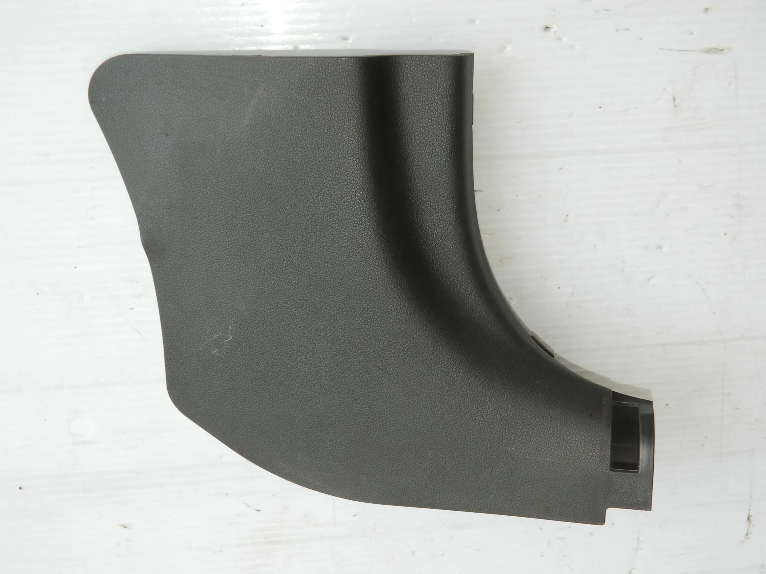 Накладка на порог HYUNDAI SOLARIS HCR Перед Прав (Б/У)