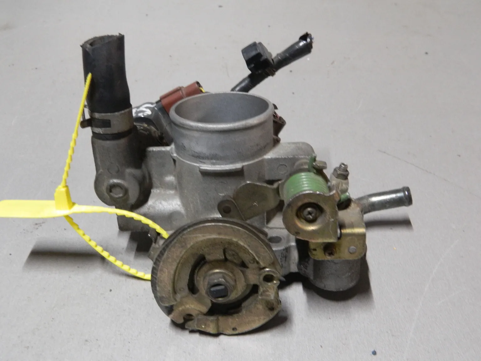 Дроссельная заслонка NISSAN SR18DE (Контрактный) 79780853