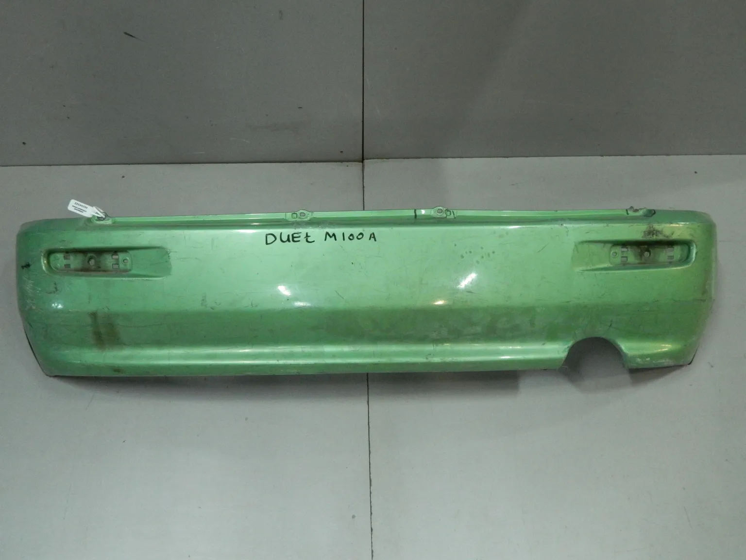 Бампер задний TOYOTA DUET M100A (Контрактный) 46098322