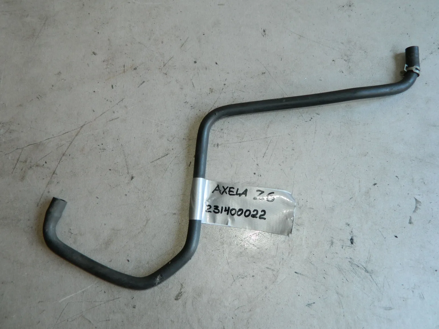 Патрубок системы охлаждения MAZDA AXELA BL6FJ Z6 (Контрактный) 231400022