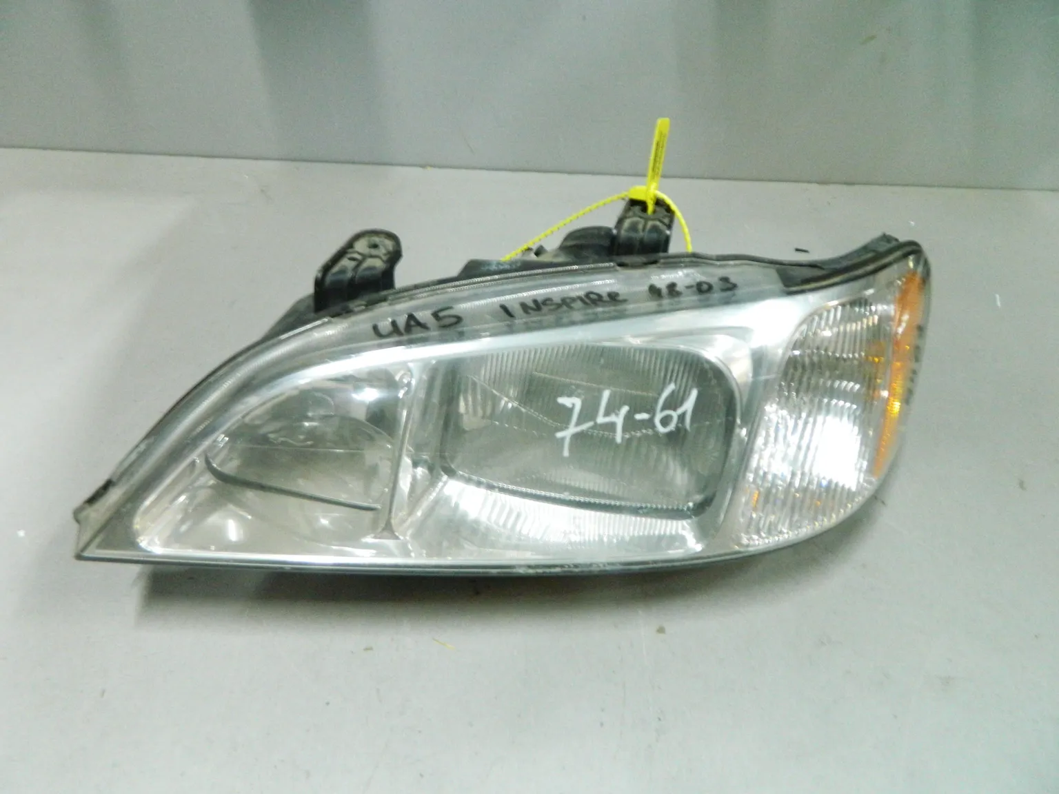 Фара HONDA INSPIRE UA5 Перед Лев 7461 (Контрактный) 64492805