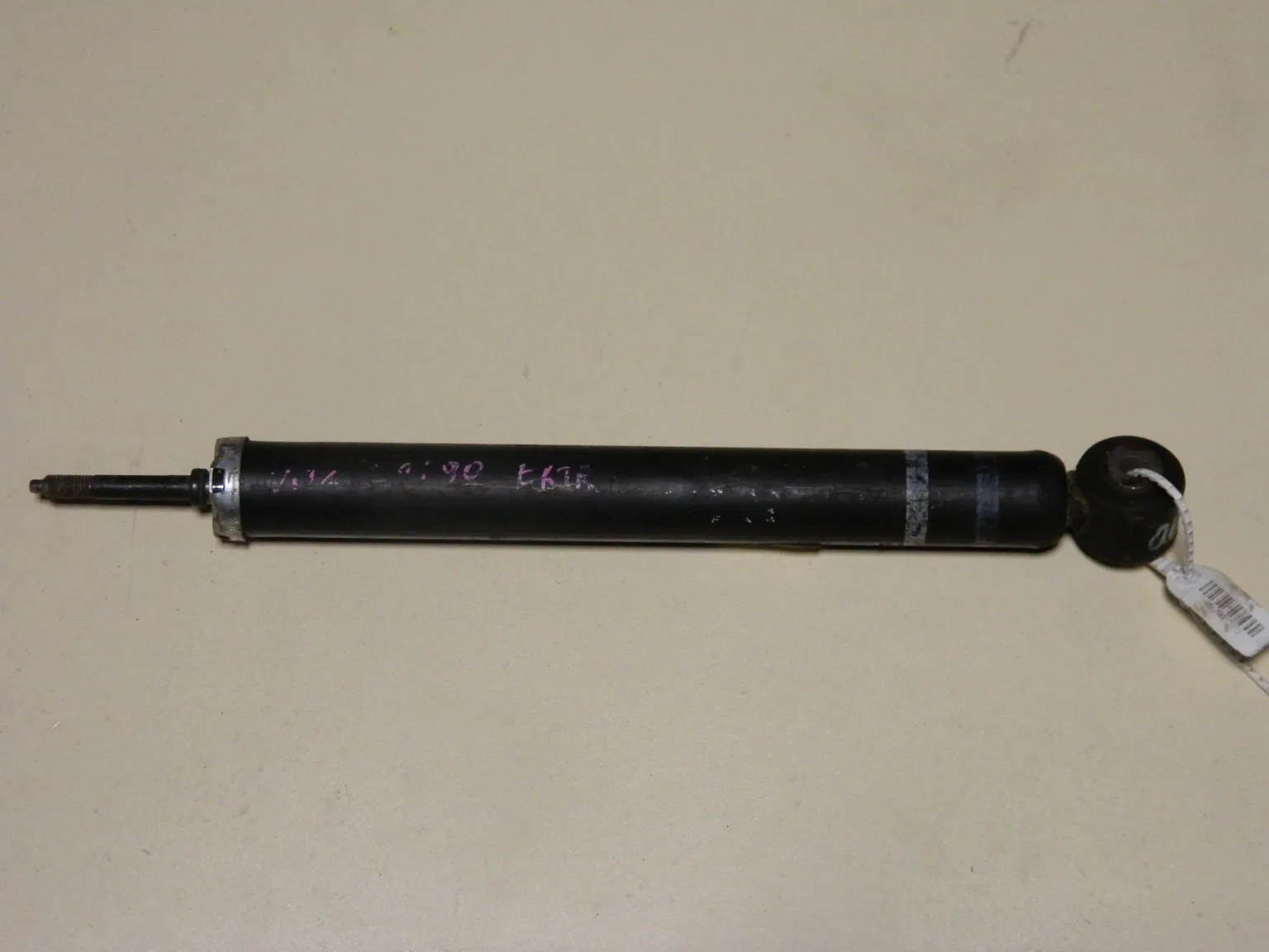 Амортизатор TOYOTA VITZ KSP90 Зад (Контрактный) 45992025