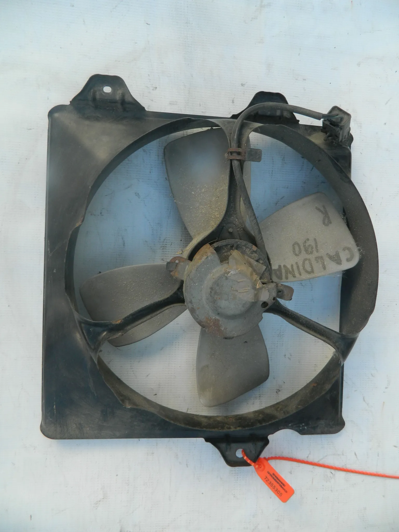 Диффузор радиатора TOYOTA CALDINA ST190 (Контрактный) 72355305