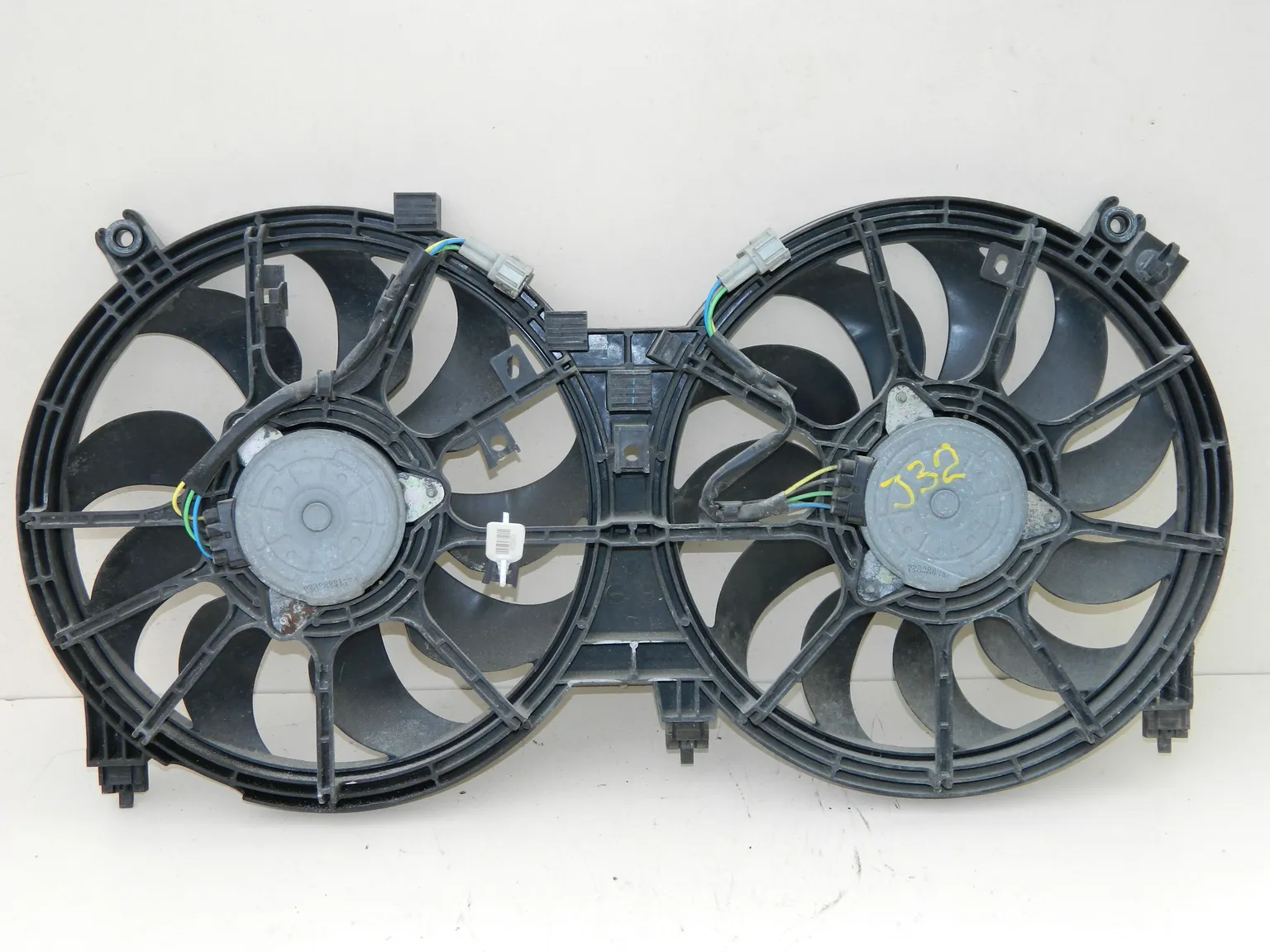 Диффузор радиатора NISSAN TEANA J32 VQ25 (Контрактный) 45993404 214811AA0A