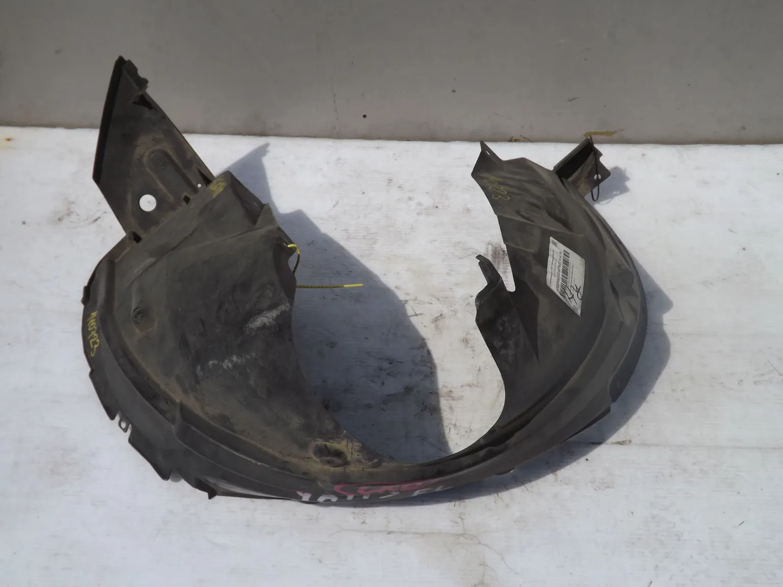 Подкрылок SUZUKI SX4 YA11S Перед Лев (Контрактный) 94603250
