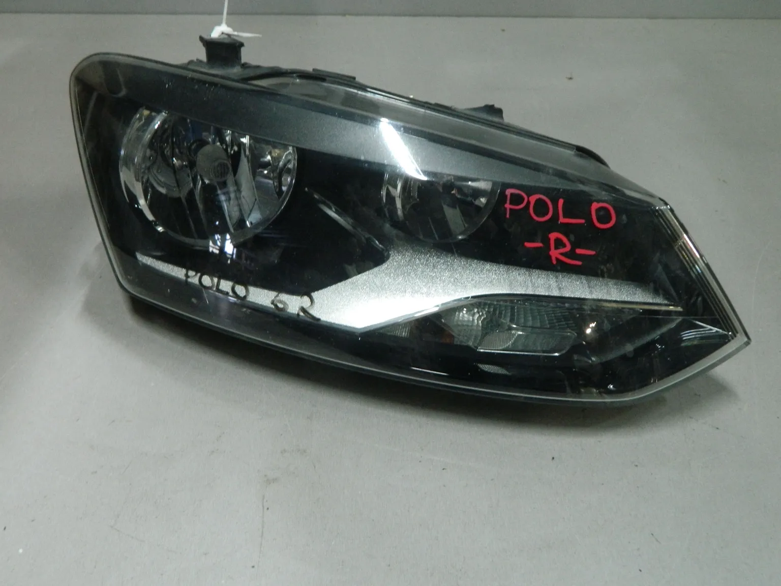 Фара VOLKSWAGEN POLO 6R1 Перед Прав (Контрактный) 03344387