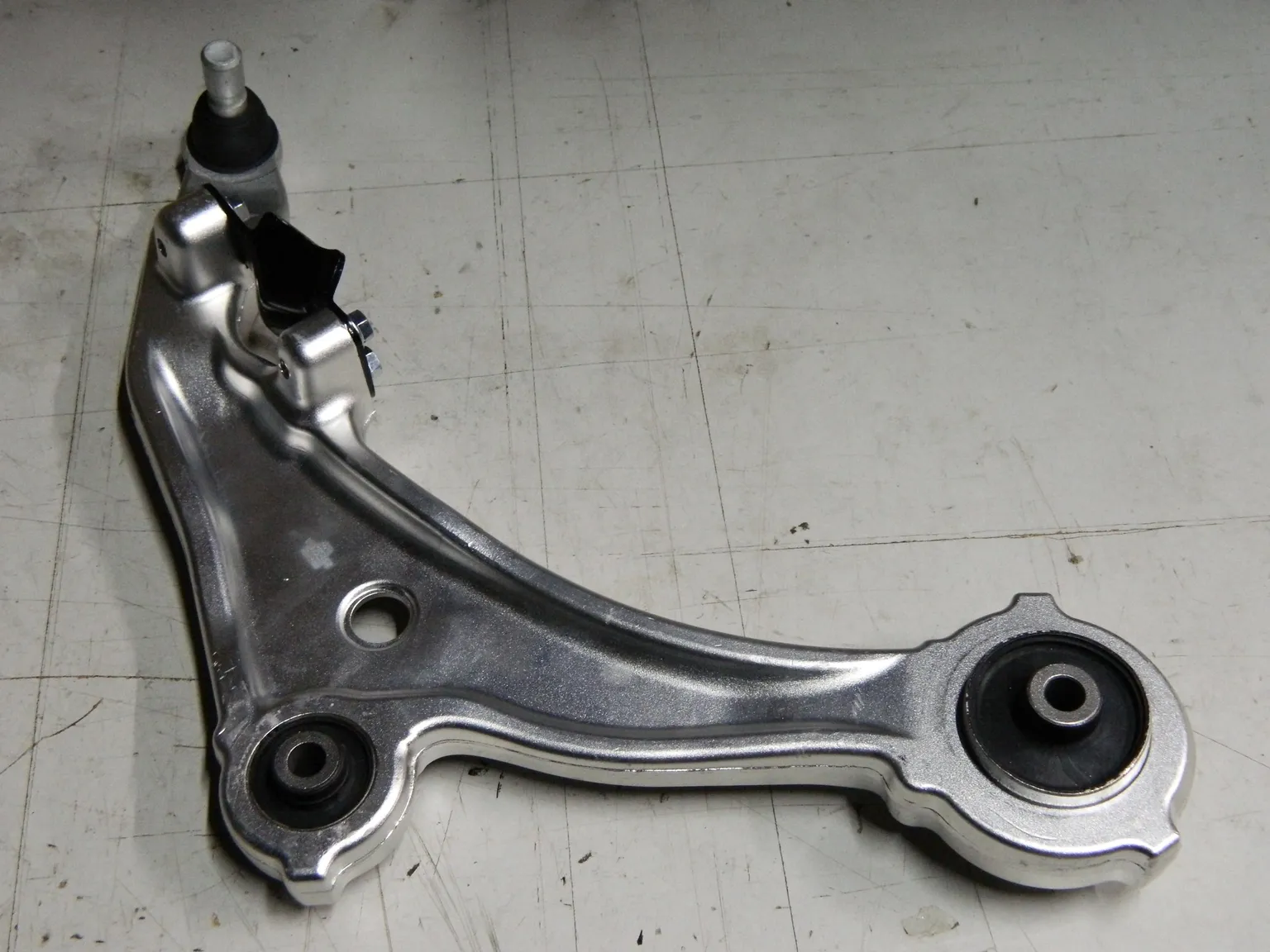 Рычаг GENERAL PARTS 545001AA1A NISSAN MURANO Z51 08-14 Перед Прав