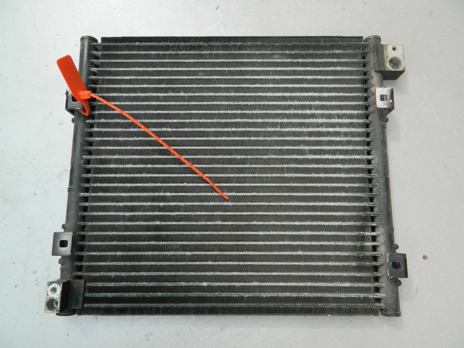 Радиатор кондиционера HONDA LOGO GA3 (Контрактный) 72367797