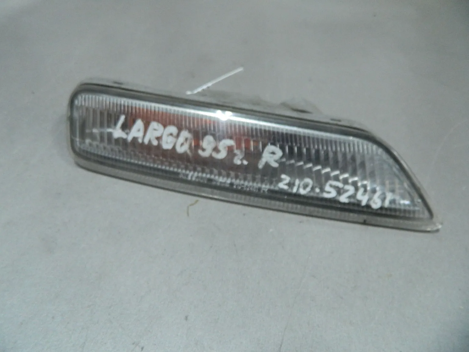 Габарит NISSAN LARGO W30 Перед Прав (Контрактный) 69586355