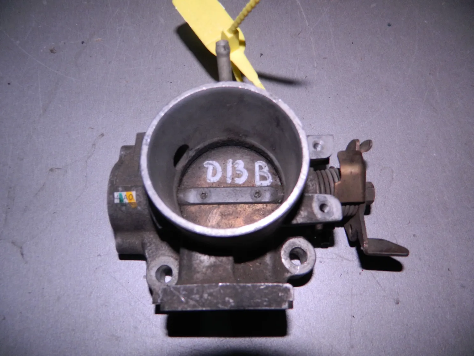 Дроссельная заслонка HONDA D15B (Контрактный) 79780845