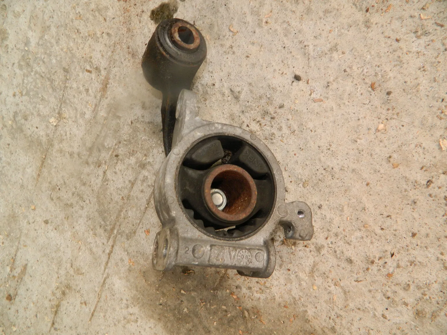 Подушка двигателя NISSAN TEANA J32 VQ25 Зад (Контрактный) 1903300308