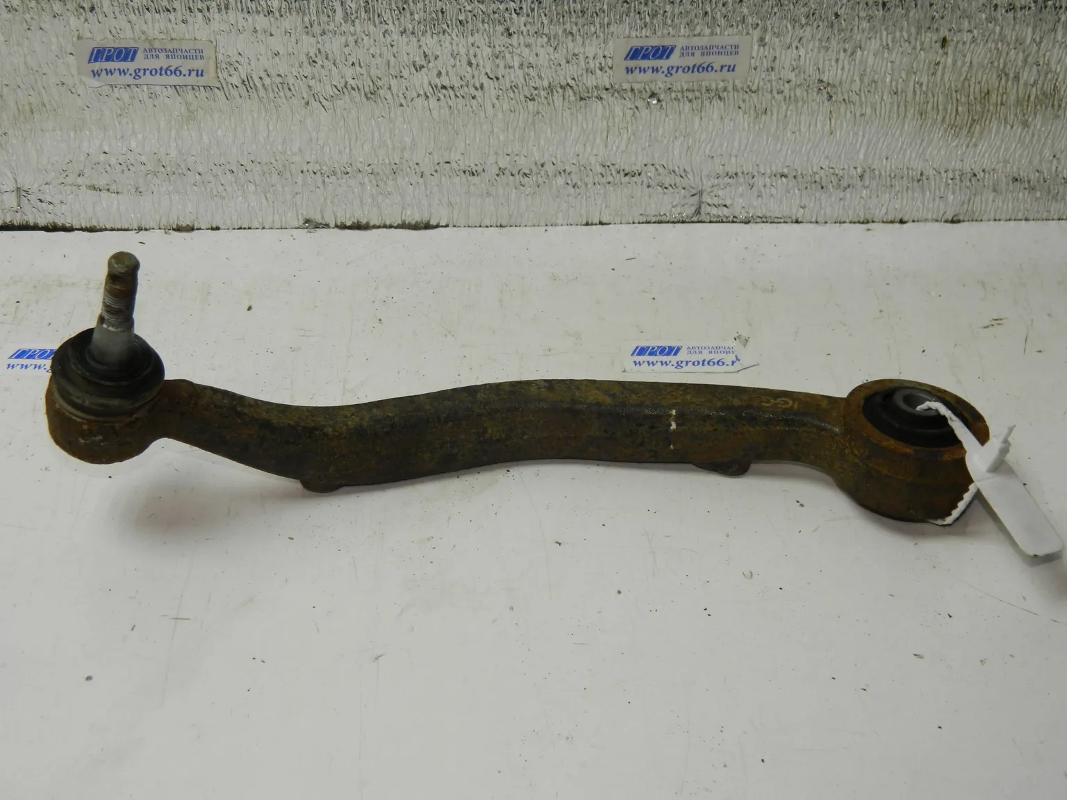 Рычаг подвески HYUNDAI EQUUS VI G6DA 2013-2015 Задн Прав (Б/У) 35021156