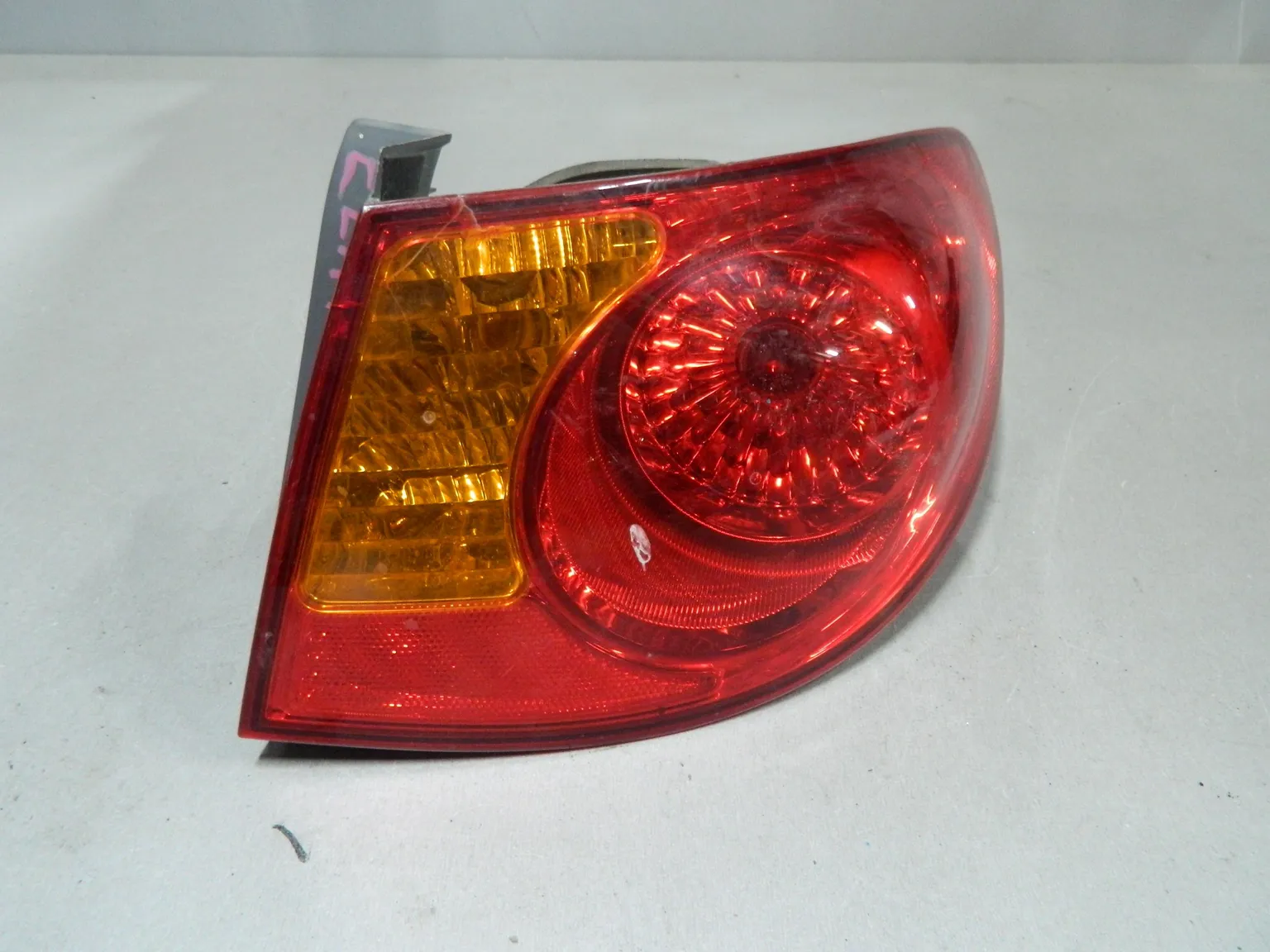 Фонарь HYUNDAI ELANTRA HD Зад Прав (Контрактный) 6995361 924022H010