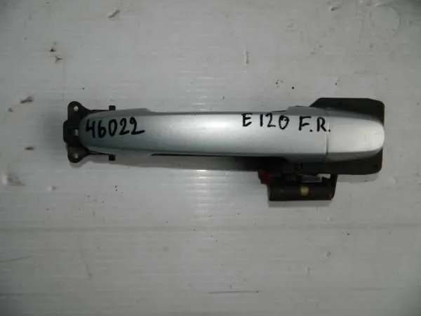 Ручка двери TOYOTA COROLLA 120 Перед Прав (Б/У) 81528086