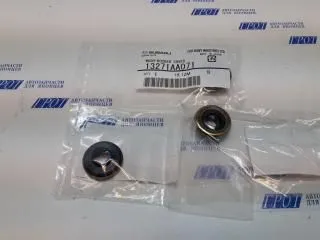 Шайба болта клапанной крышки SUBARU 13271AA071