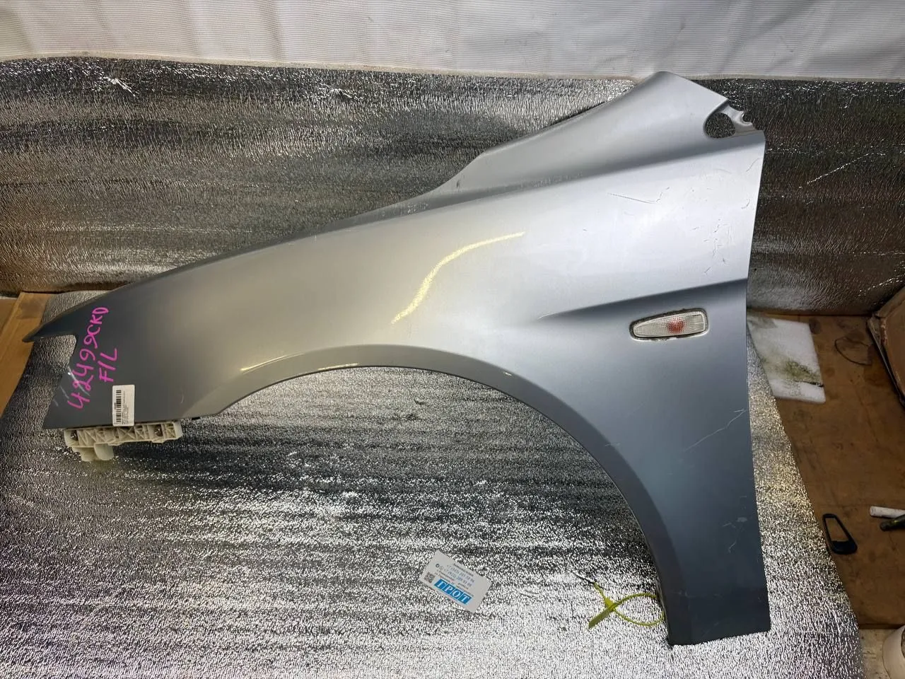 Крыло MITSUBISHI LANCER X Перед Лев (Контрактный) 94603024