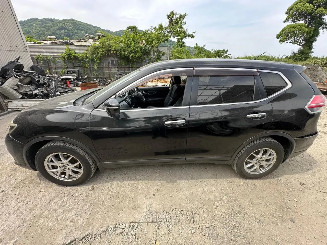 Дверь NISSAN X-TRAIL NT32 Зад Лев (Контрактный) 140088011