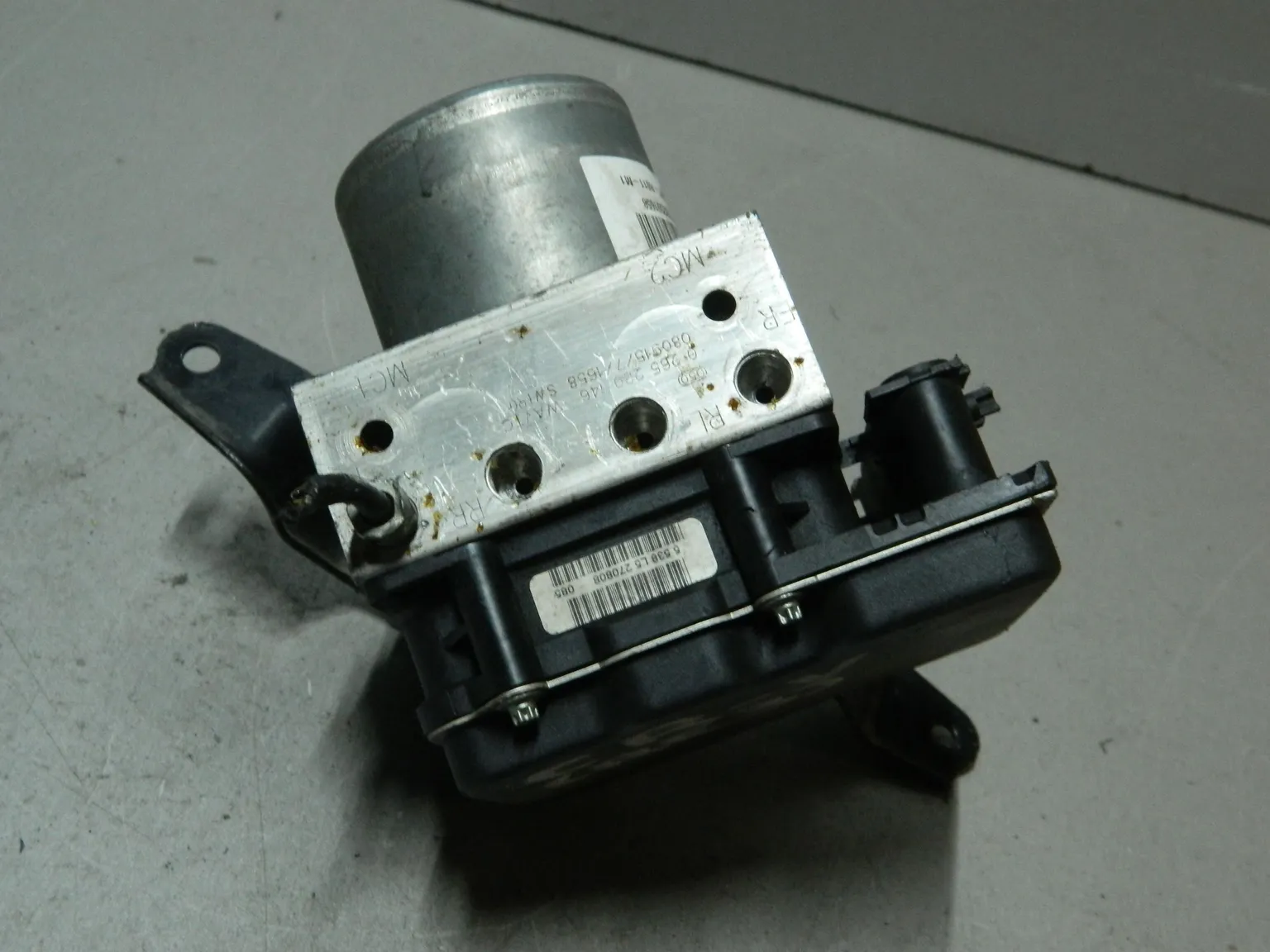 Блок ABS HONDA CR-V RE3 (Контрактный) 81532834