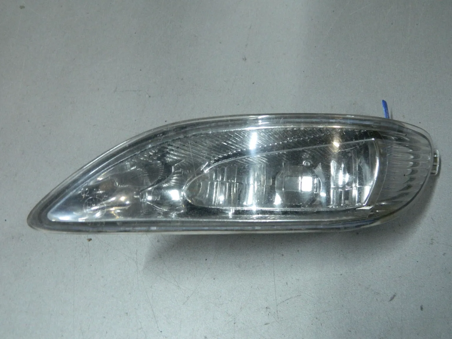 Фара противотуманная TOYOTA CAMRY ACV30 Перед Лев (Б/У) 69838123