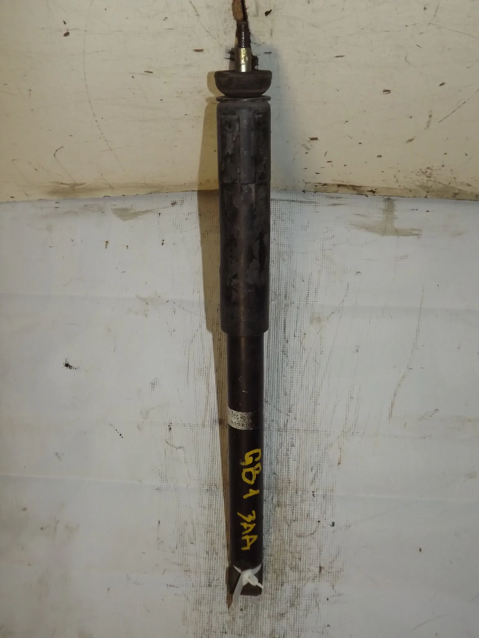 Амортизатор подвески HONDA MOBILIO GB1 Задн (Контрактный) 35023156 52610SAAJ11