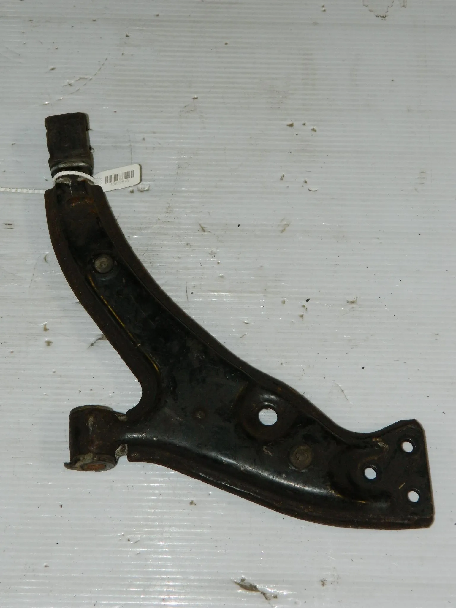 Рычаг подвески TOYOTA STARLET EP82 Перед Лев (Контрактный) 45992843