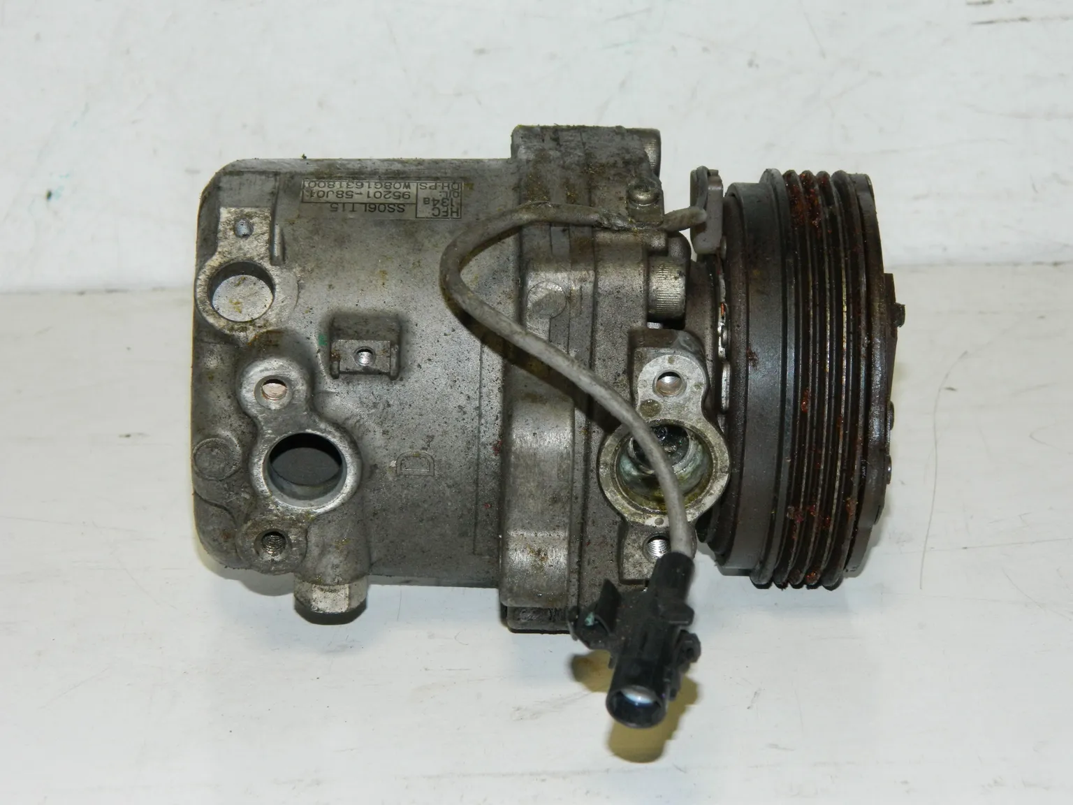 Компрессор кондиционера SUZUKI WAGON R K6A (Контрактный)