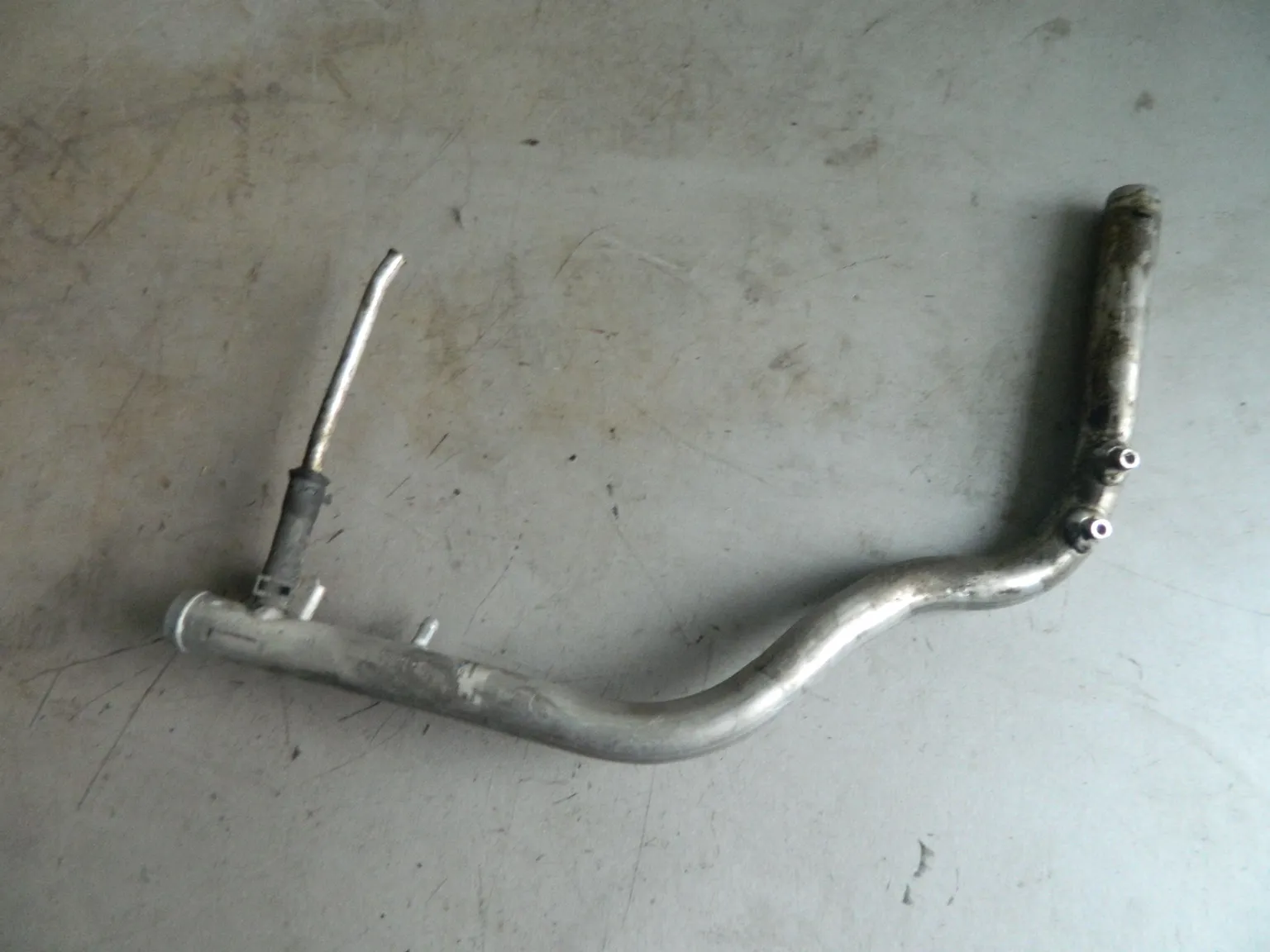 Трубка системы охлаждения BMW 1-SERIES F20 (Контрактный) 3581500010