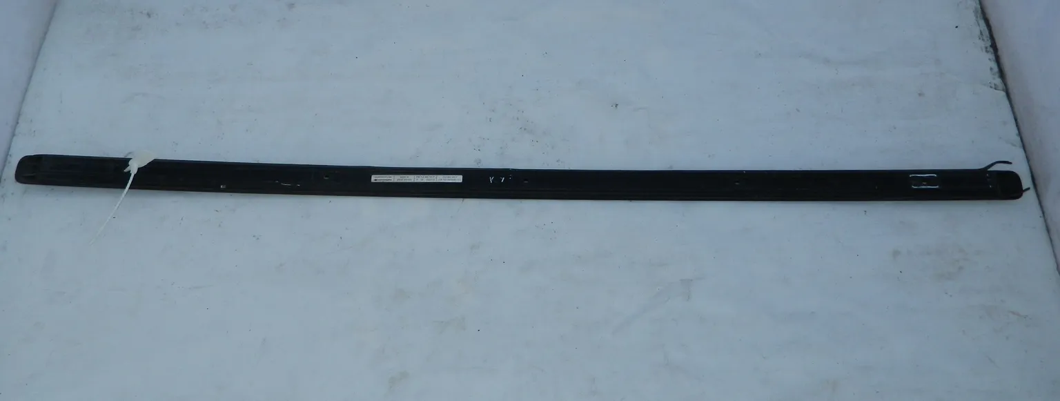 Молдинг крыши PORSCHE CAYENNE 955 Лев (Контрактный)