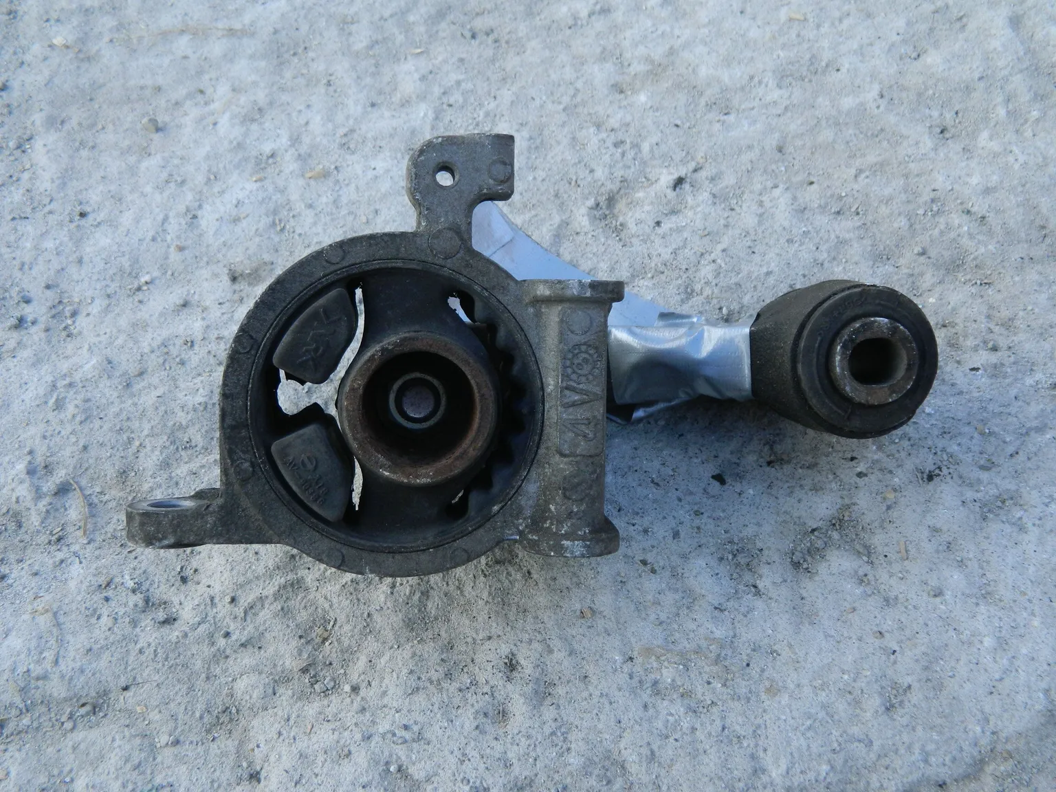 Подушка двигателя NISSAN TEANA J32 VQ25 Зад (Контрактный) 21148772