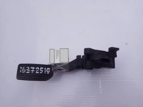 Педаль газа(эл) NISSAN JUKE NF15 16372510 (Контрактный)