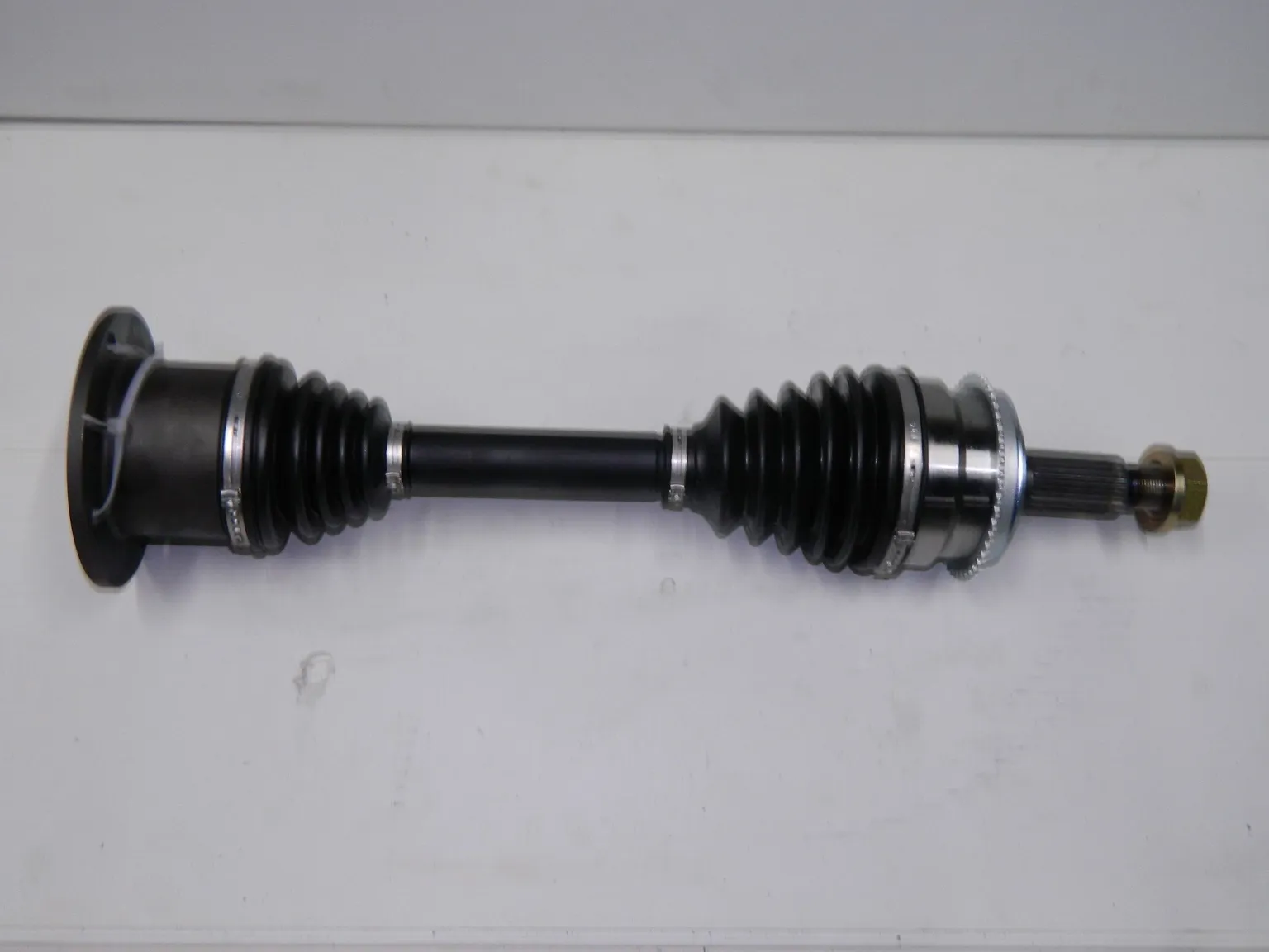 Привод GENERAL PARTS 3815A196 MITSUBISHI PAJERO 06- V83W, V87W,V93W RH