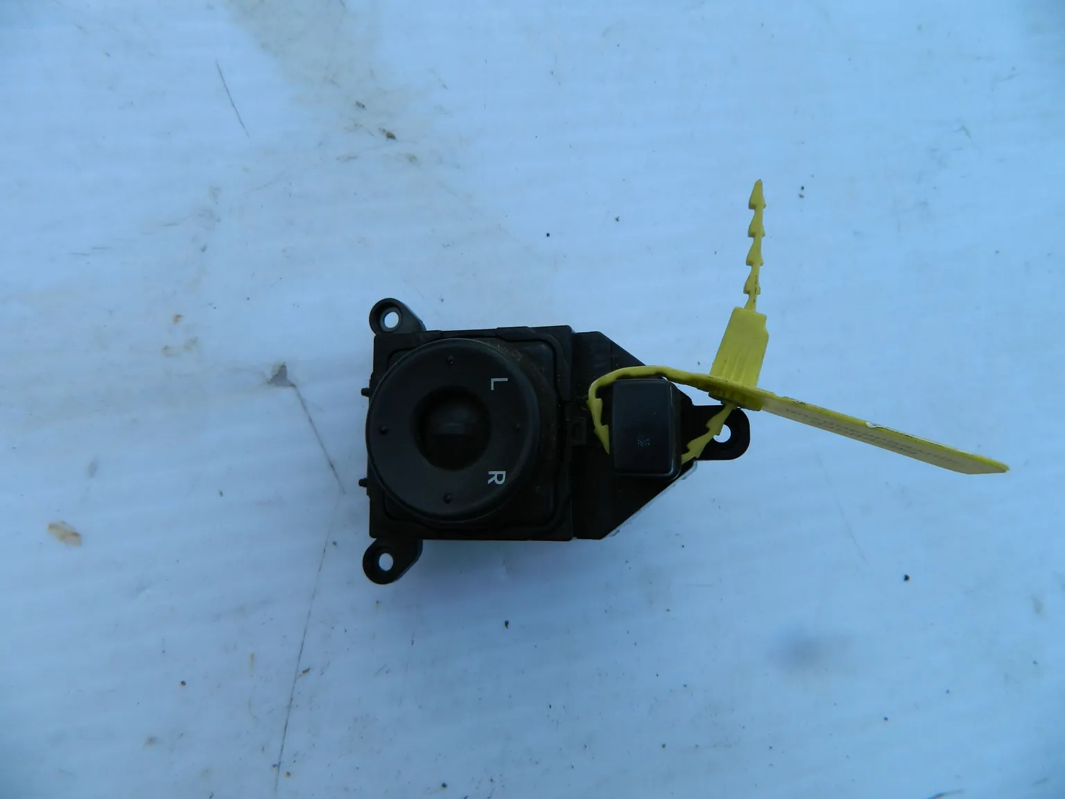 Блок управления зеркалами KIA SOUL AM 2008-2014 (Контрактный) 94584099